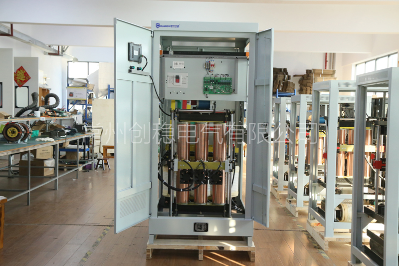 380V穩(wěn)壓器出口